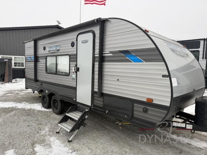 Used 2021 Forest River Salem Cruise Lite 19DBXL available in Bunker Hill, Indiana