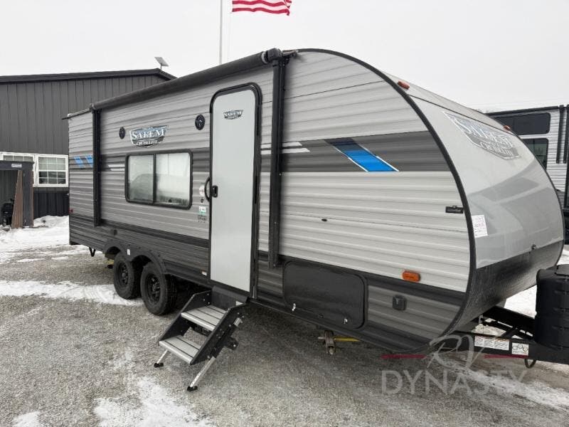 Used 2021 Forest River Salem Cruise Lite 19DBXL available in Bunker Hill, Indiana