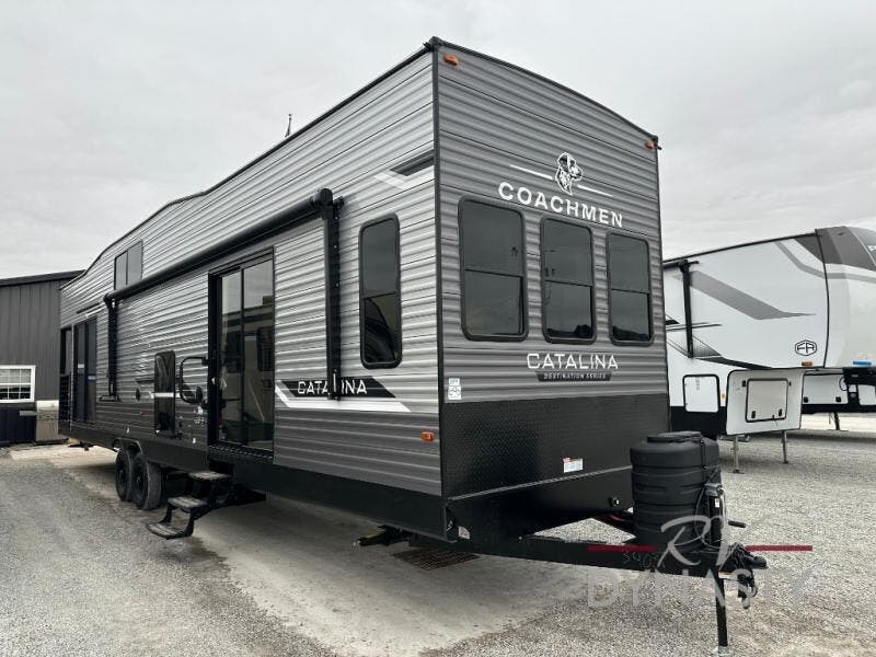 New 2026 Coachmen Catalina Destination Series 35FME available in Bunker Hill, Indiana