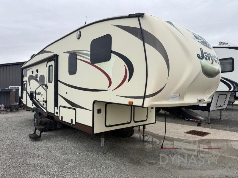 Used 2015 Jayco Eagle HT 27.5BHS available in Bunker Hill, Indiana