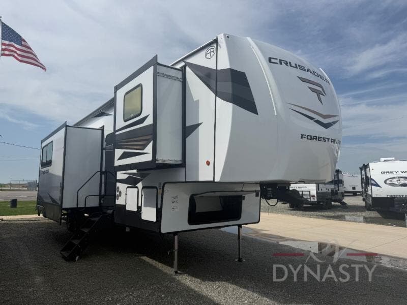 New 2027 Forest River Crusader FAM37 available in Bunker Hill, Indiana