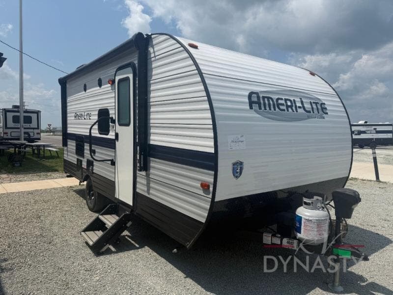Used 2022 Gulf Stream Ameri-Lite Super Lite 199DD available in Bunker Hill, Indiana