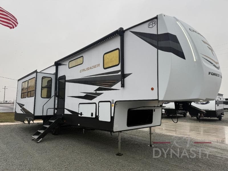 New 2026 Forest River  Crusader KING33 available in Bunker Hill, Indiana
