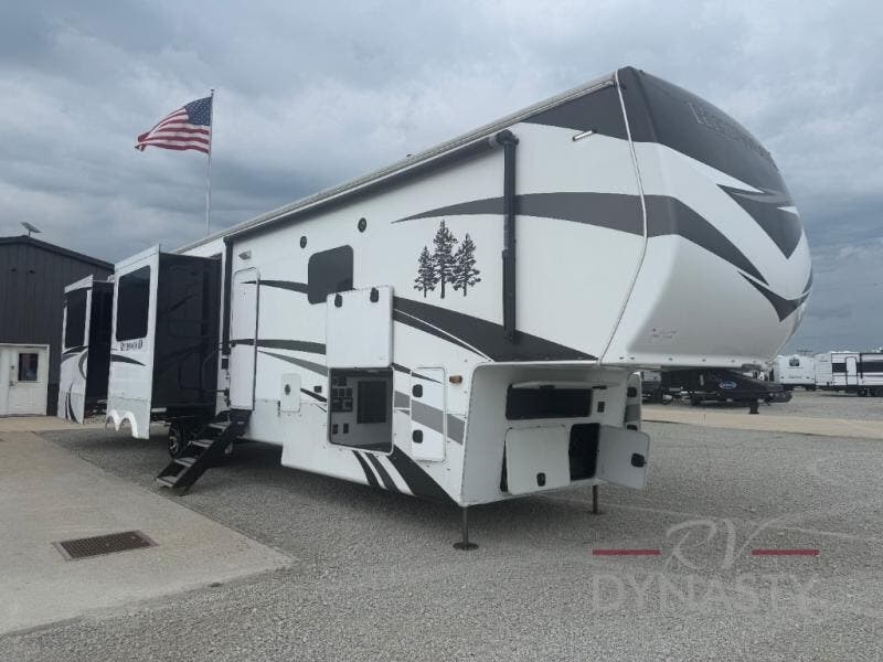 Used 2021  Redwood RV Redwood 4150RD by Redwood RV from RV Dynasty in Bunker Hill, IN
