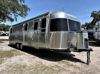 Used 2011 Airstream Classic Limited 30 available in Zephyrhills, Florida