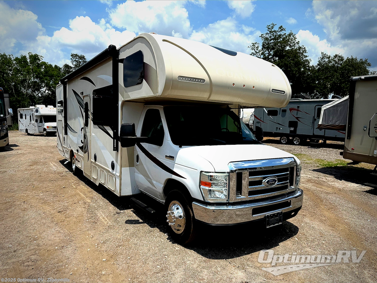 Used 2016 Thor  Quantum WS31 available in Zephyrhills, Florida