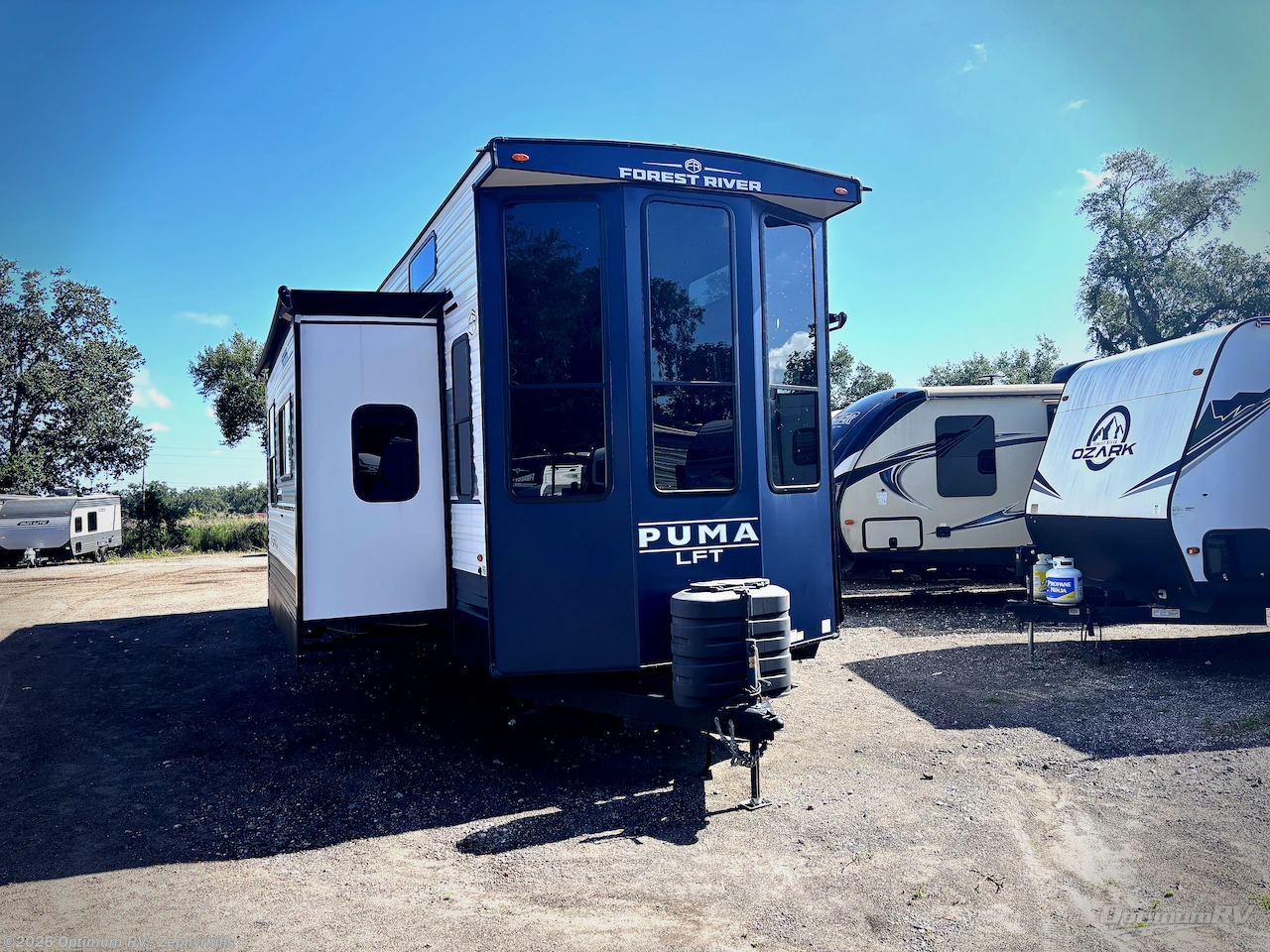 Used 2025 Palomino Puma Destination 402LFT available in Zephyrhills, Florida