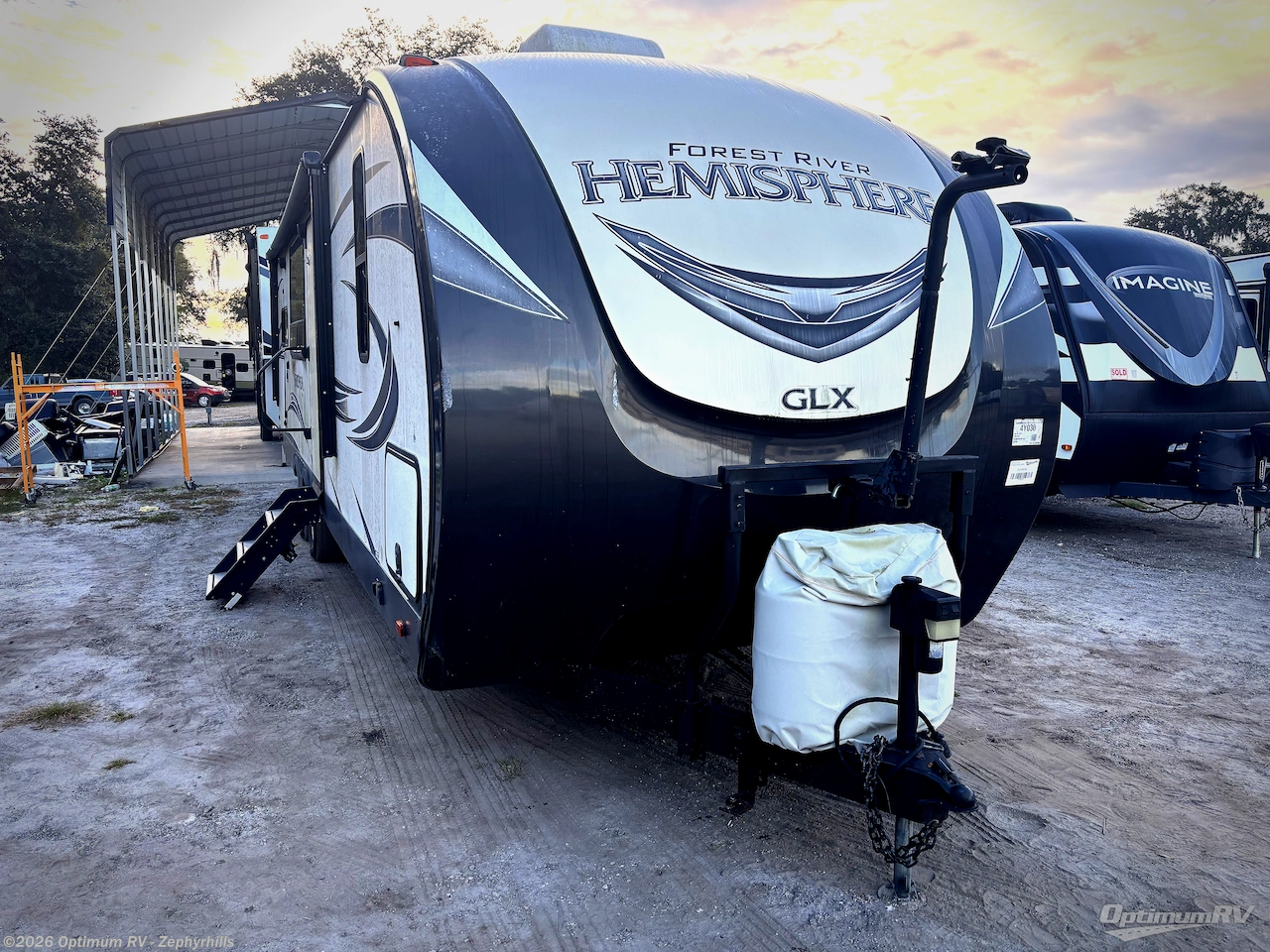 Used 2019 Forest River Salem Hemisphere GLX 283RK available in Zephyrhills, Florida