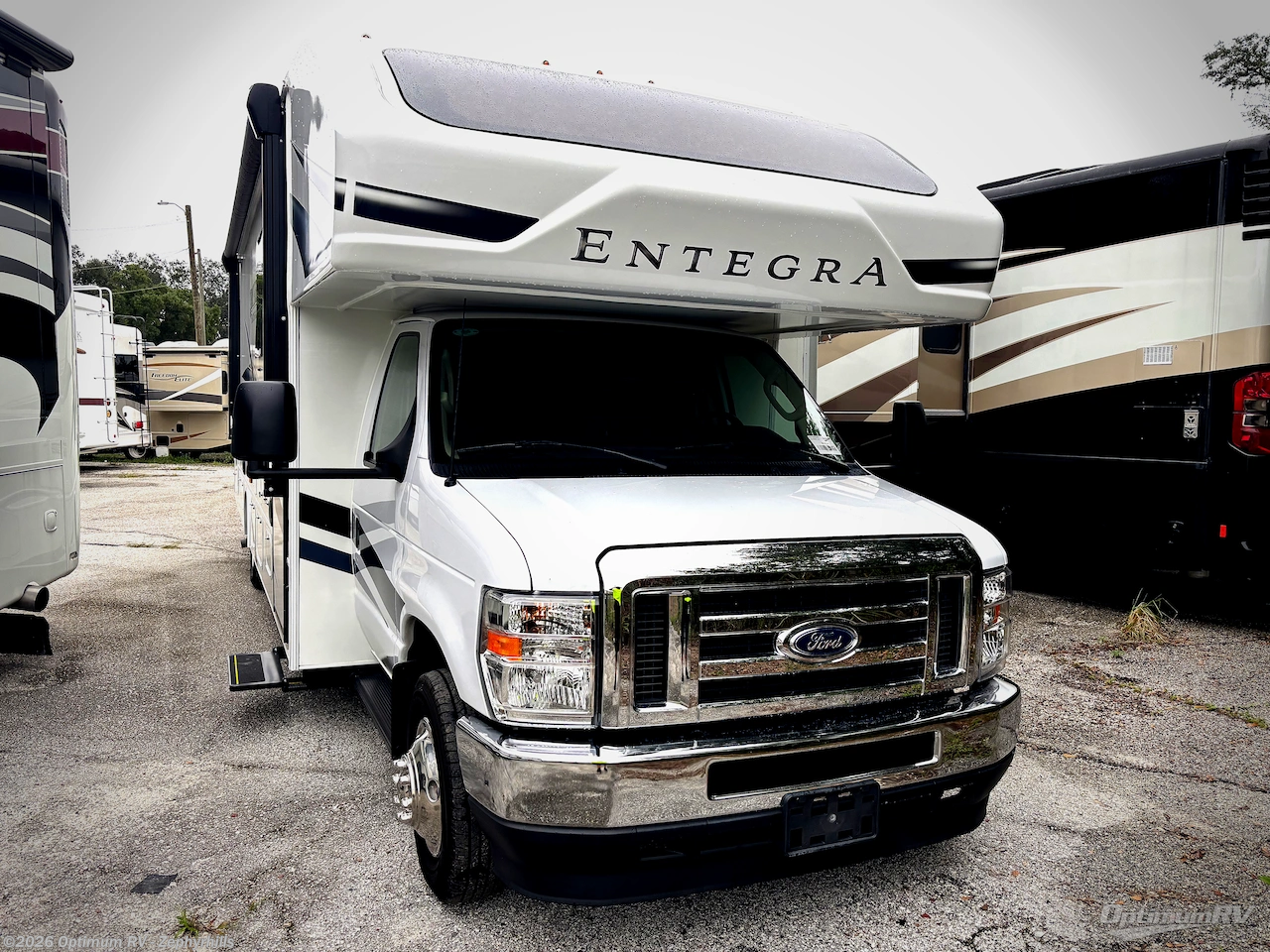Used 2025  Entegra Coach Odyssey 31F by Entegra Coach from Optimum RV - Zephyrhills in Zephyrhills, FL
