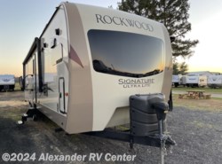 Used 2017 Forest River Rockwood Signature Ultra Lite 8335BSS available in Clayton, Delaware