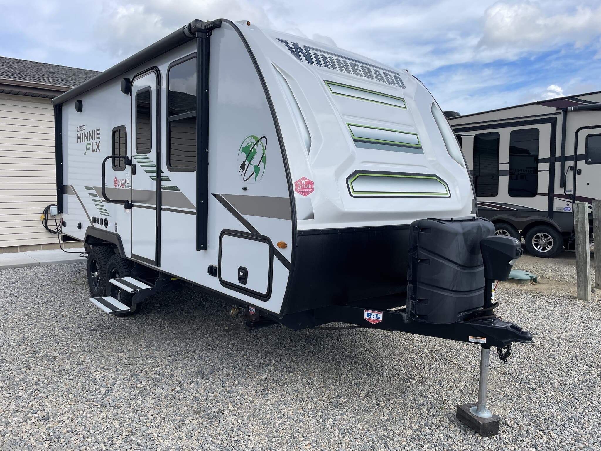 Used 2022 Winnebago Micro Minnie FLX 2108FBS available in Clayton, Delaware