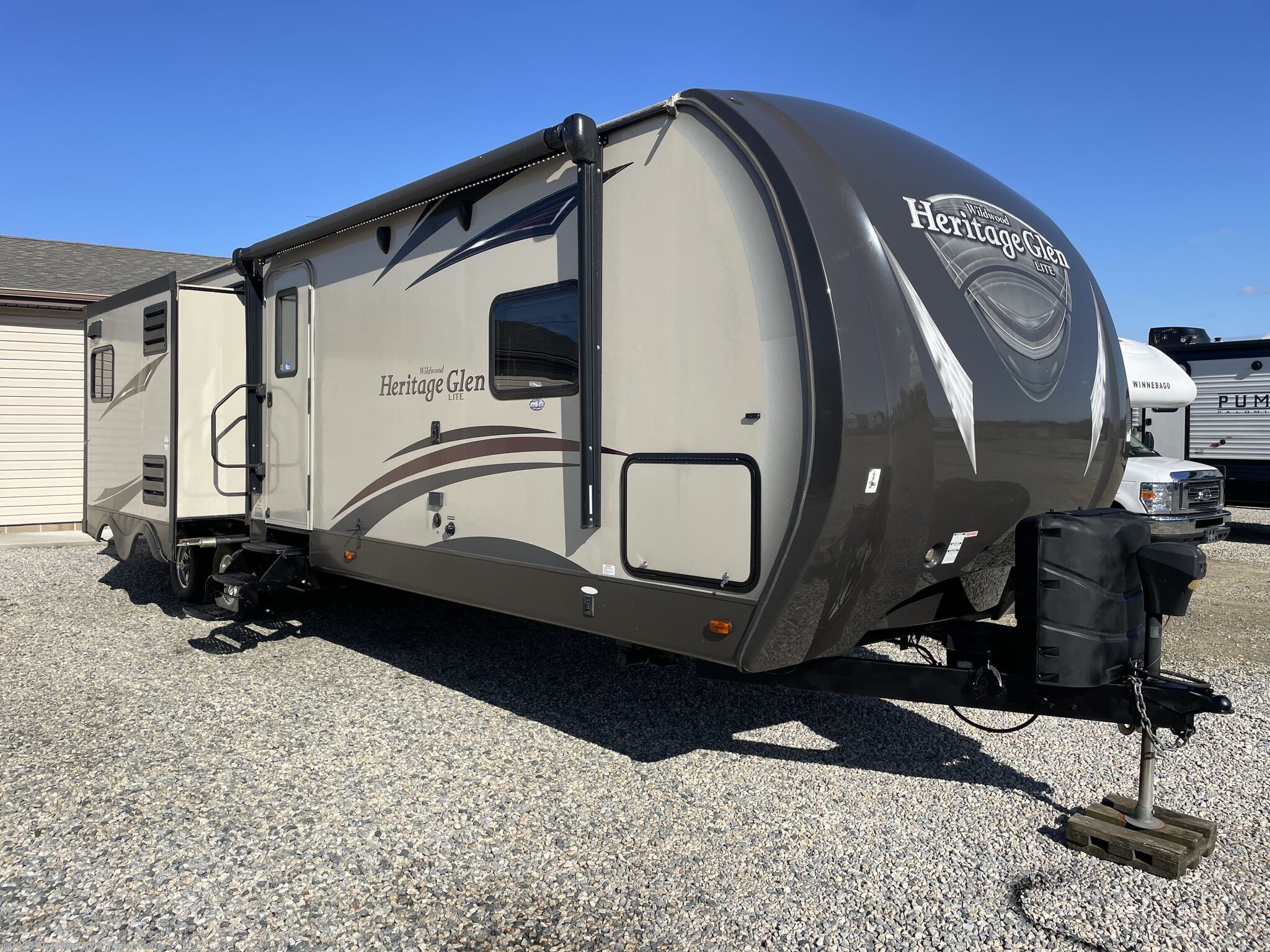 Used 2015 Forest River Wildwood Heritage Glen 300BH available in Clayton, Delaware
