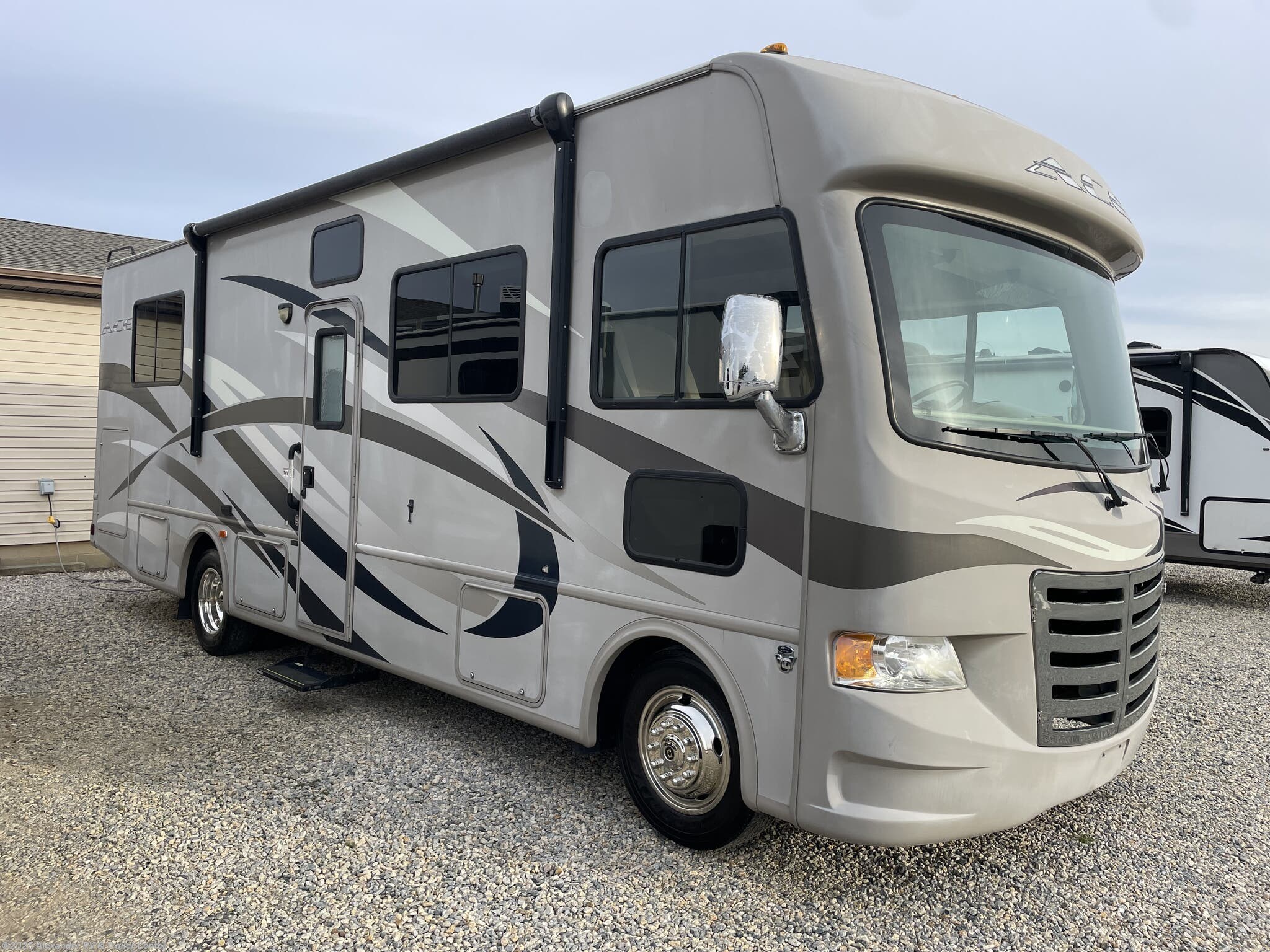 Used 2013 Thor Motor Coach A.C.E. 29.2 available in Clayton, Delaware