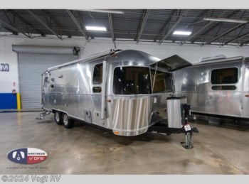 New 2023 Airstream Globetrotter 25FB Twin available in Fort Worth, Texas