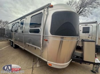 New 2024 Airstream Flying Cloud 30FB Bunk available in Fort Worth, Texas