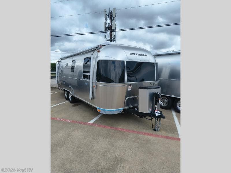 New 2026  Airstream Globetrotter 27FB by Airstream from Vogt RV in Fort Worth, TX