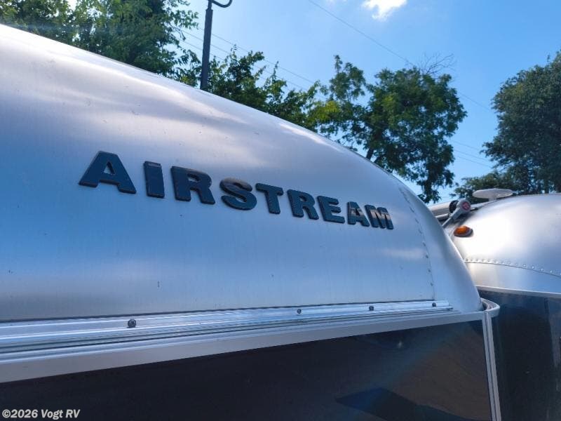 New 2026  Airstream Trade Wind 25FB by Airstream from Vogt RV in Fort Worth, TX