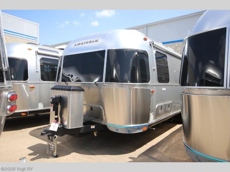 New 2026  Airstream International 27FB Twin by Airstream from Vogt RV in Fort Worth, TX