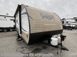 Used 2017 Forest River Wildwood X-Lite FSX 196BH available in Knoxville, Tennessee