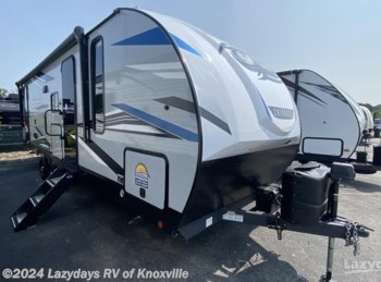 Used 2022 Forest River Cherokee Alpha Wolf 26DBH-L available in Knoxville, Tennessee