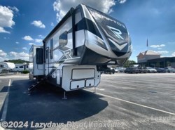 New 2025 Keystone Raptor 415 available in Knoxville, Tennessee