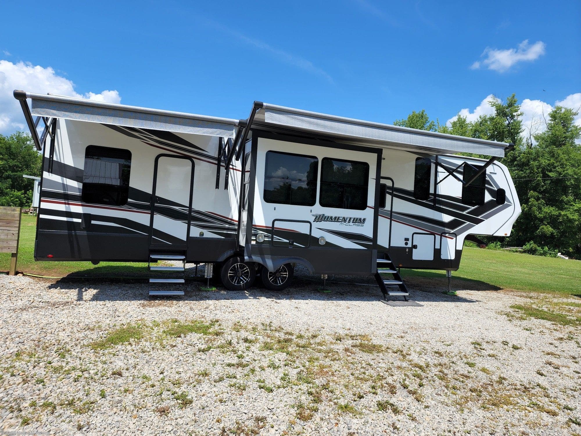 2021 Grand Design Momentum M-Class 351M-R RV for Sale in West Union, OH  45693 | c415458 | RVUSA.com Classifieds