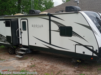 Used 2018 Dutchmen Kodiak Ultimate 330BHSL available in Knoxville, Tennessee