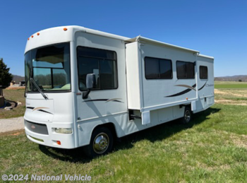 Used 2007 Winnebago Chalet 30BR available in Rickman, Tennessee