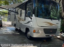 Used 2011 Winnebago Vista 26P available in Southwest Ranches, Florida