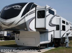 Used 2022 Grand Design Solitude 378MBS available in Clermont, Florida