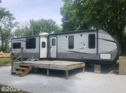 Used 2018 Coachmen Catalina 333RETS available in Prairie Du Chien, Wisconsin