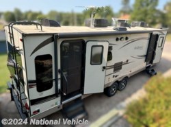 Used 2015 Forest River Rockwood Windjammer 3001W available in Baraboo, Wisconsin