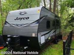 Used 2020 Jayco Jay Flight 24RBS available in Litchfield, New Hampshire