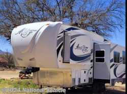 Used 2015 Silver Fox  27-5L available in Calpine, California