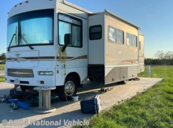 Used 2006 Itasca Sunova 33T available in Hollis, Oklahoma