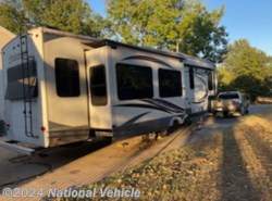 Used 2015 Palomino Columbus 365RL available in Claremore, Oklahoma