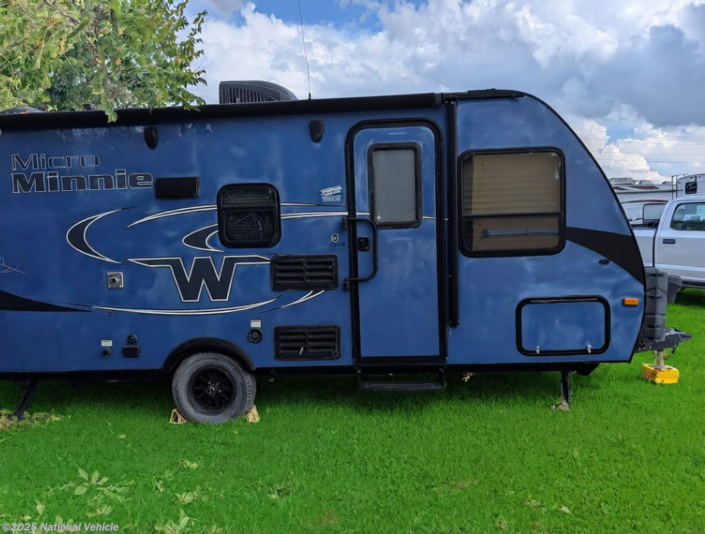 Used 2018 Winnebago Micro Minnie 1700BH available in Marion, Iowa