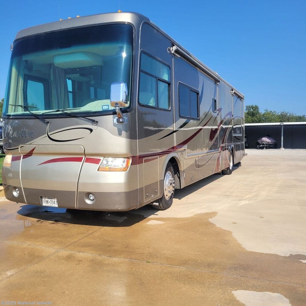 Used 2005 Tiffin Phaeton 38GH available in Keller, Texas
