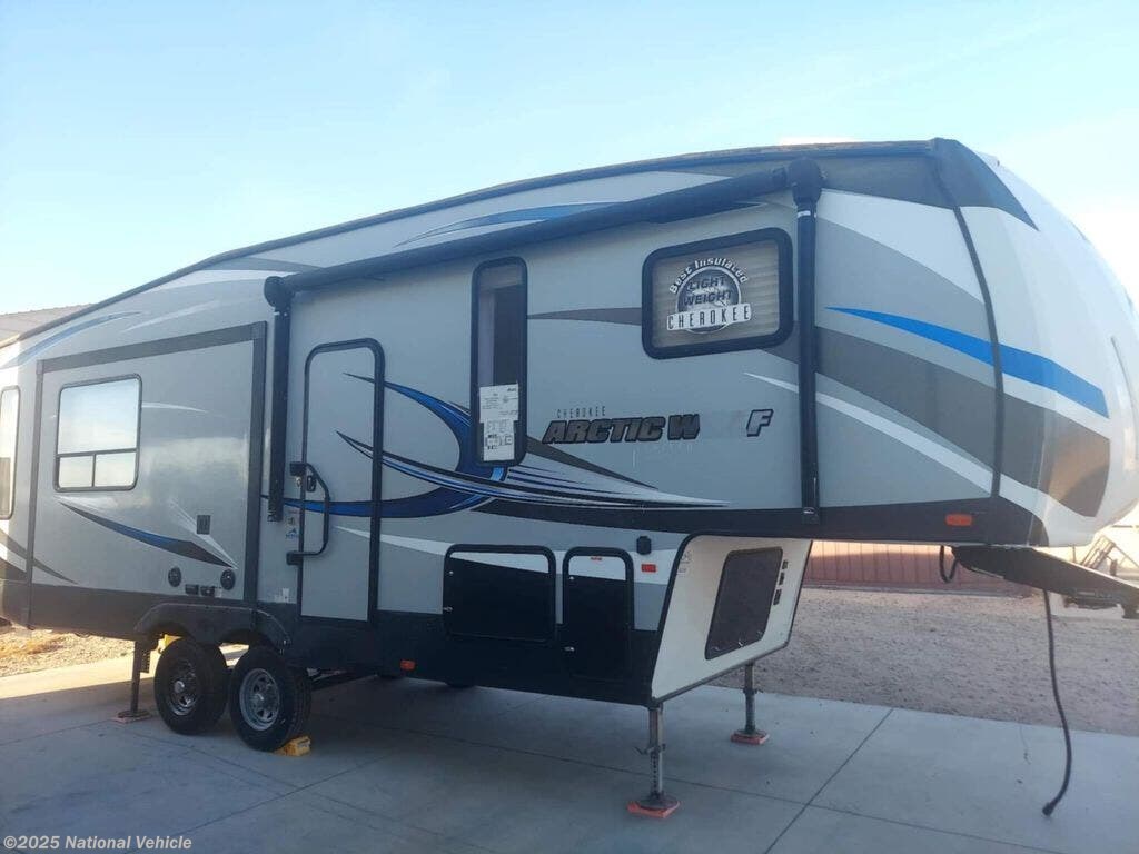 Used 2018 Forest River Cherokee Arctic Wolf 285DRL4 available in Buckeye, Arizona