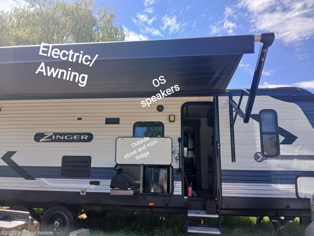 Used 2021 CrossRoads Zinger 320FB available in Blackfoot, Idaho