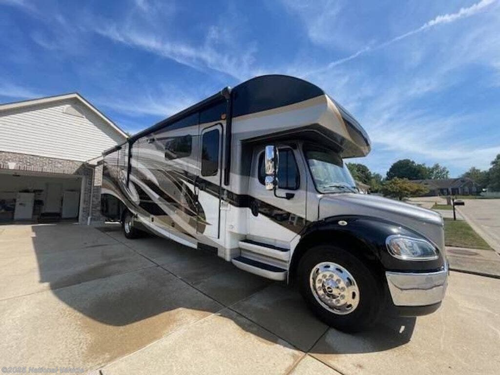 Used 2018 Jayco Seneca 37TS available in Lake Saint Louis, Missouri