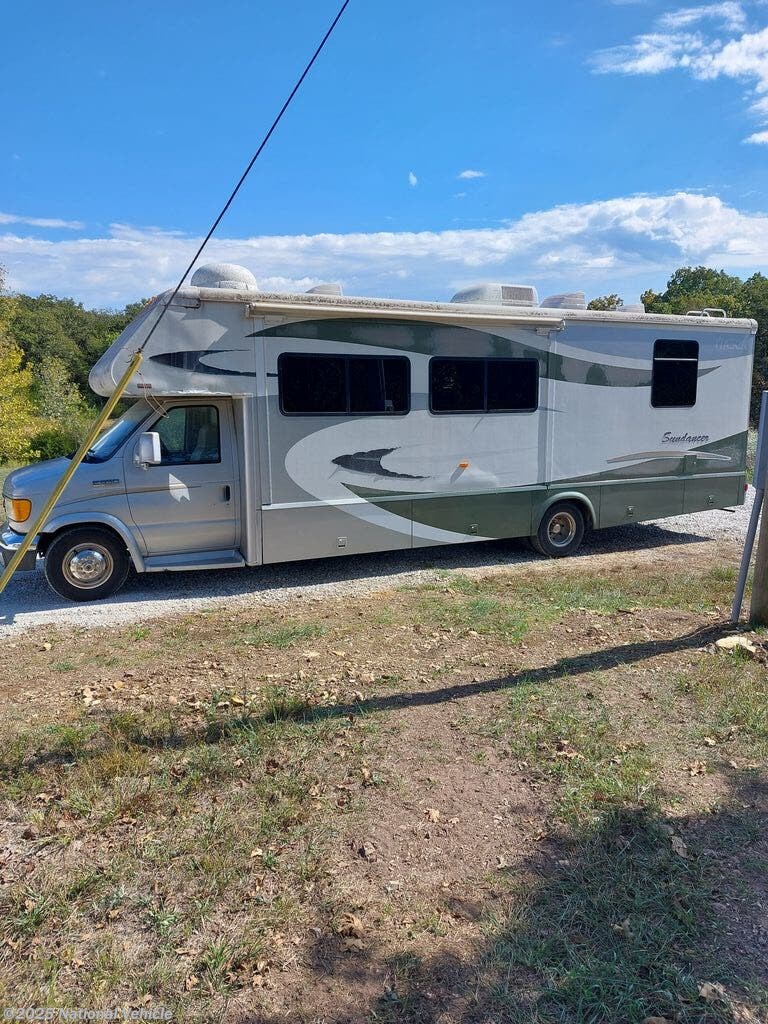 Used 2006 Itasca Sundancer 31C available in Collins, Missouri