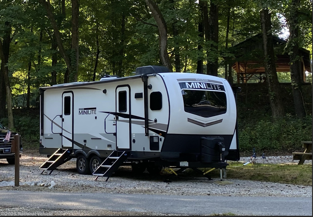 Used 2023 Forest River Rockwood Mini Lite 2516S available in Leesburg, Florida