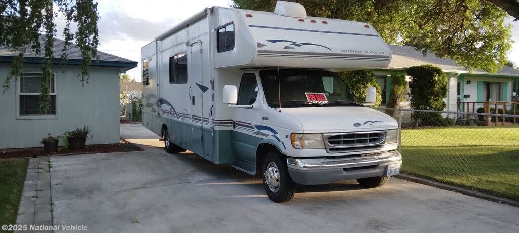 Used 1998 Winnebago Minnie Winnie 31WS available in Richland, Washington