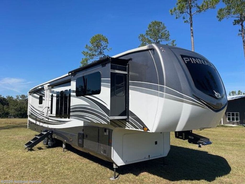 Used 2023 Jayco Pinnacle 38FLGS available in Live Oak, Florida