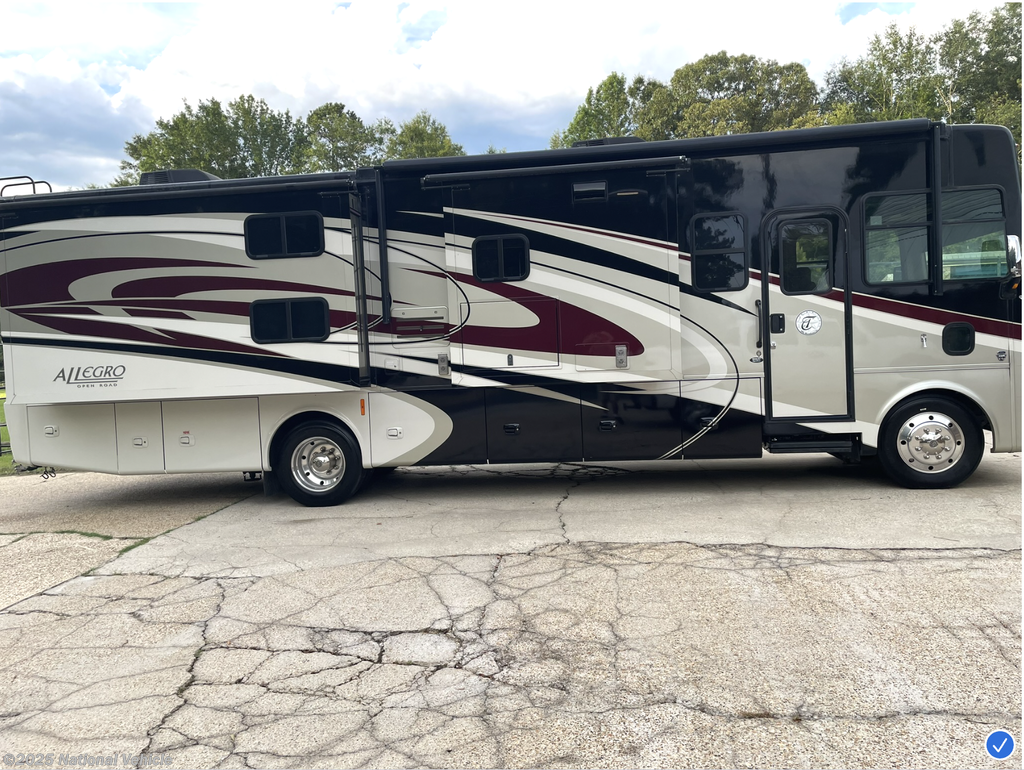 Used 2015 Tiffin Allegro Open Road 35QBA available in Hattiesburg, Mississippi