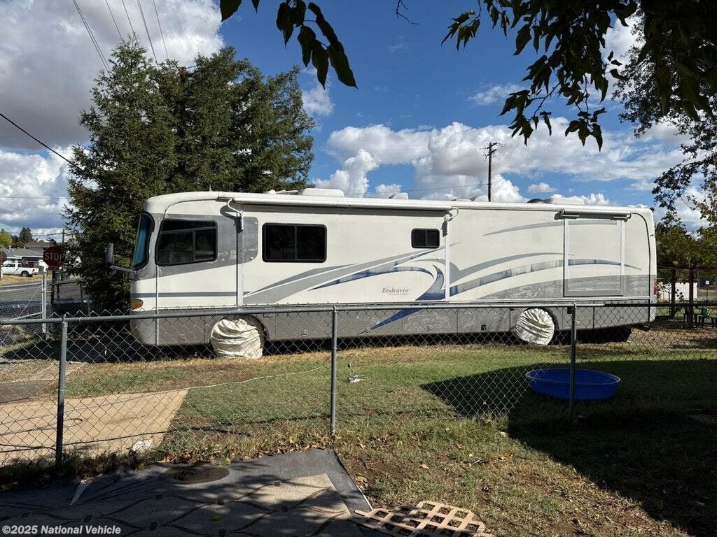 Used 2000 Holiday Rambler Endeavor 38CDD available in Rio Linda, California