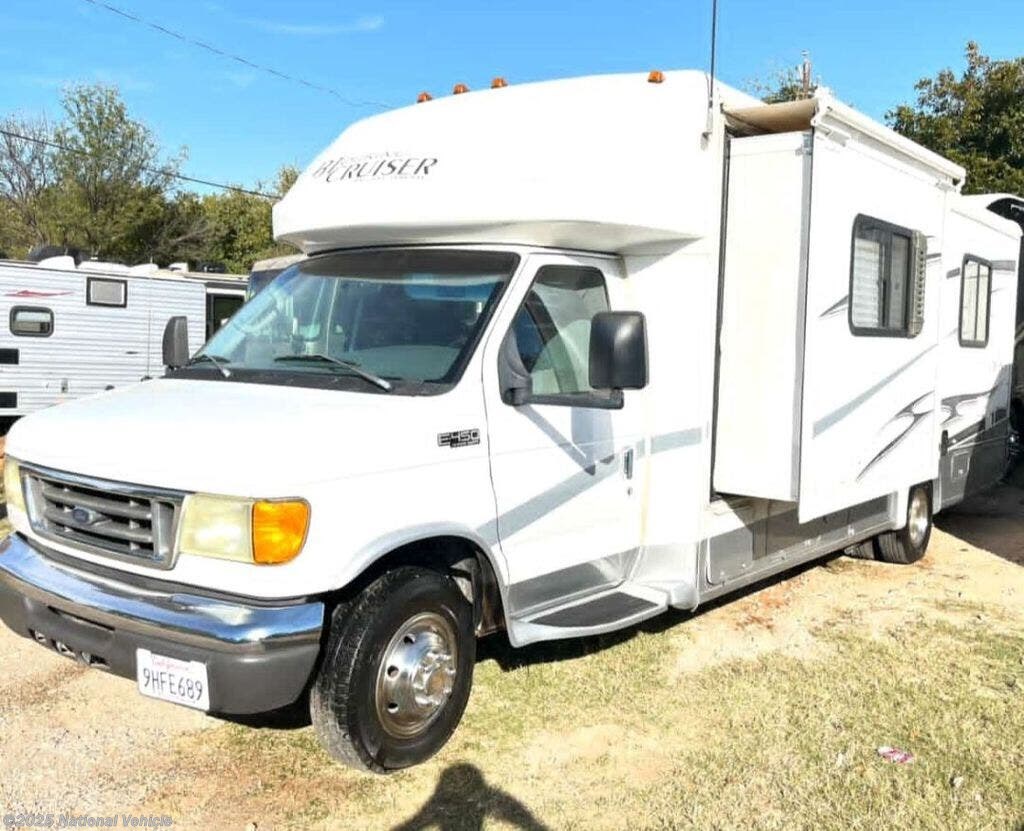 Used 2005 Gulf Stream Conquest B Touring Cruiser 5270 available in Arlington, Texas