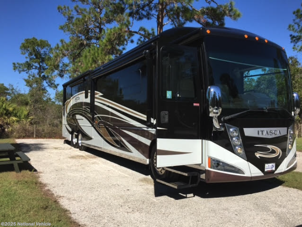 Used 2014 Itasca Ellipse 42QD available in N. Fort Myers, Florida