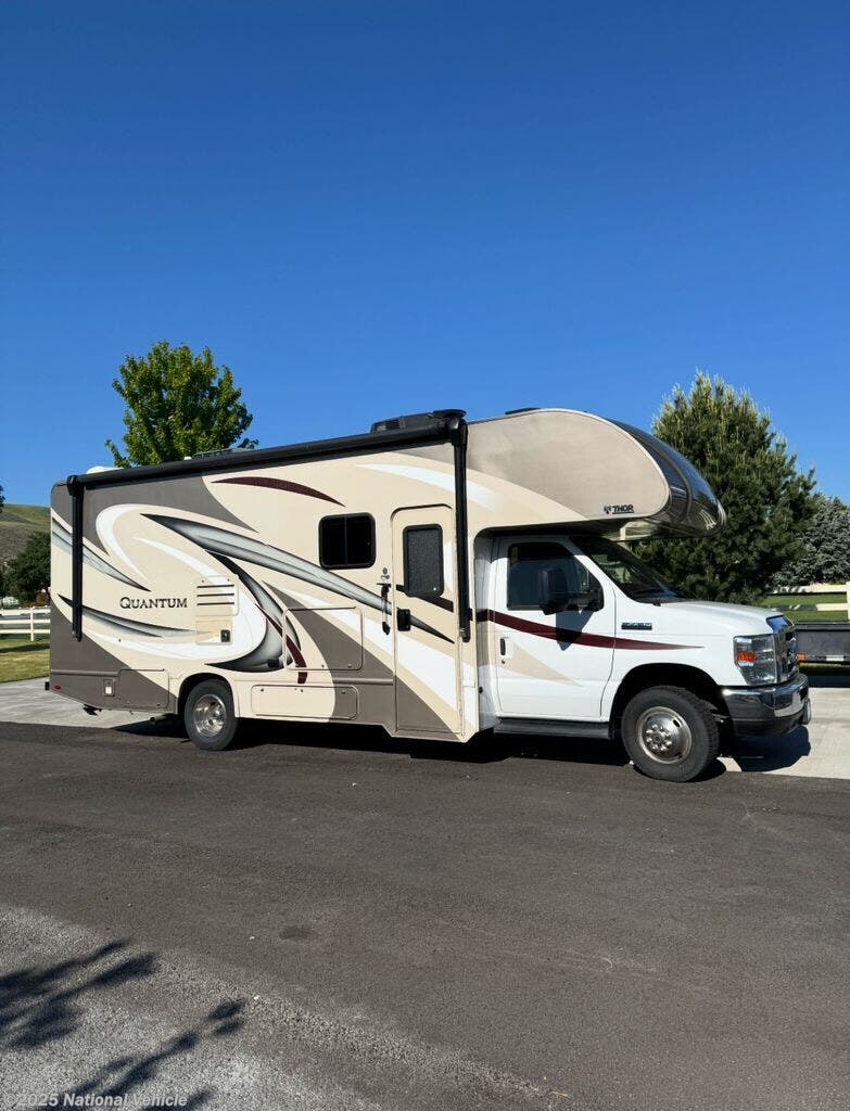 Used 2018 Thor Motor Coach Quantum 25RC available in Kennewick, Washington
